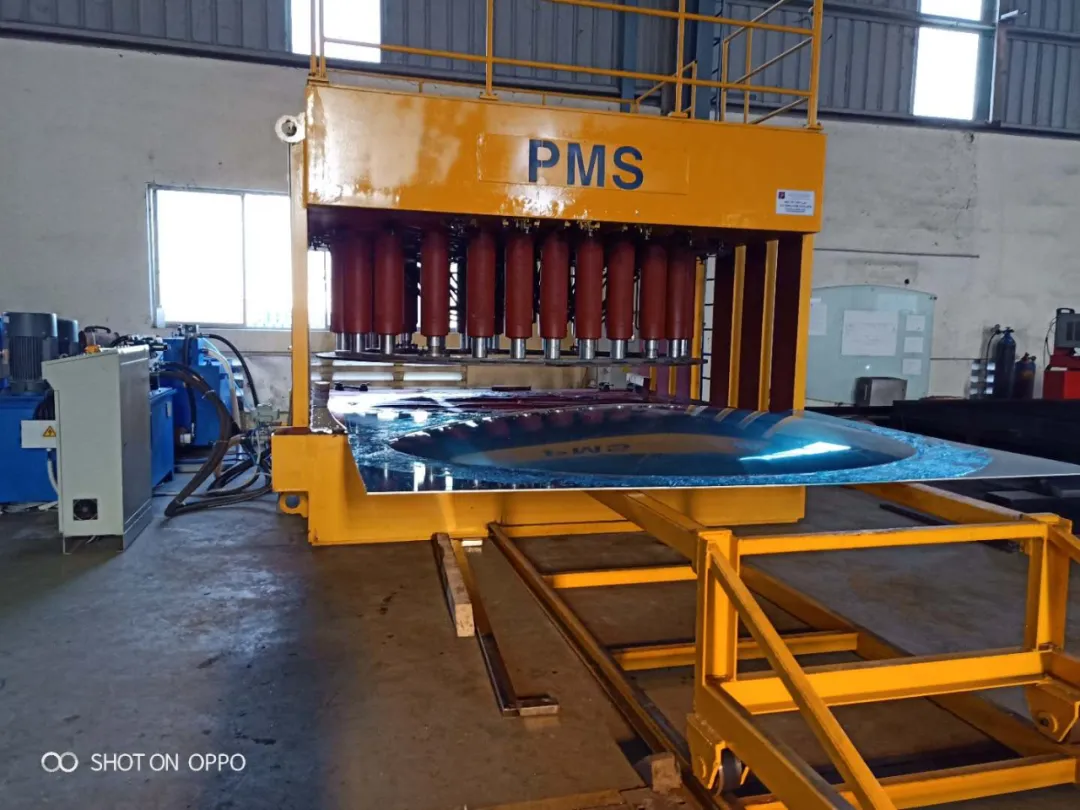 SHUIPO罐車封頭成型機—漲形機 SHUIPO罐車封頭成型機—漲形機