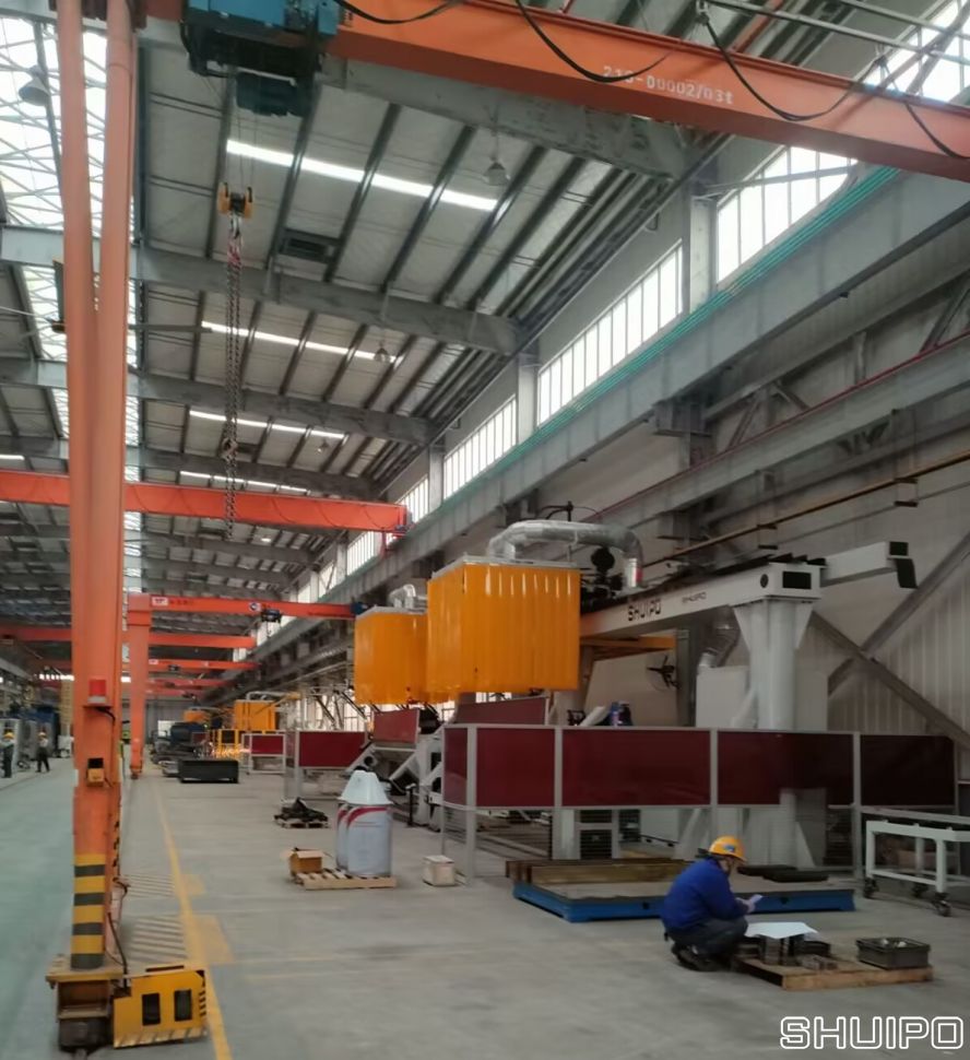 勾臂垃圾車(chē) 勾臂垃圾車(chē)